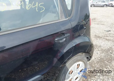 2011 Kia Soul z USA, uszkodzony, nr VIN KNDJT2A14B7282801